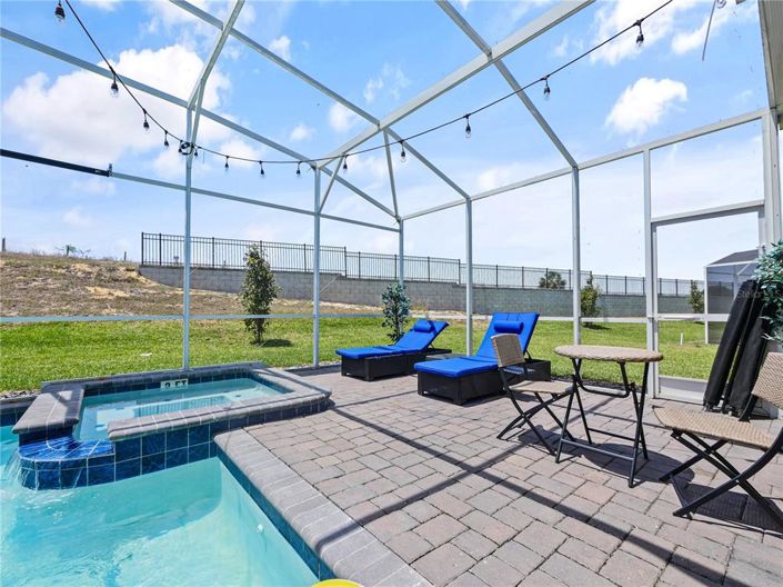 Image No.31-8 Bed House for sale