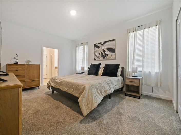 Image No.34-8 Bed House for sale