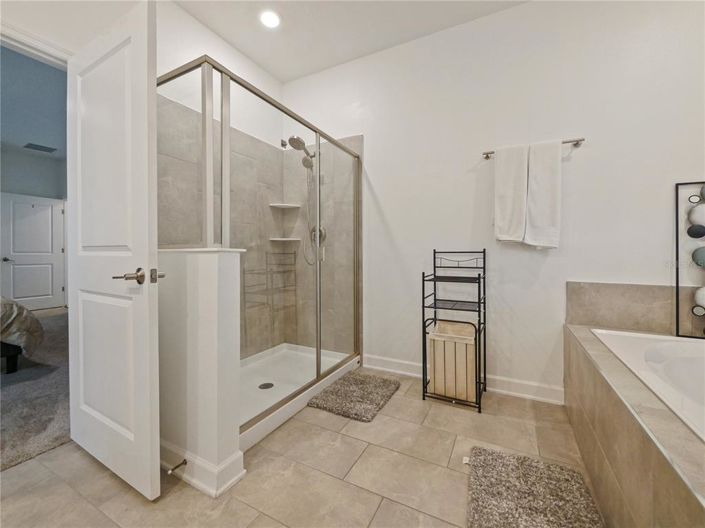 Image No.38-8 Bed House for sale