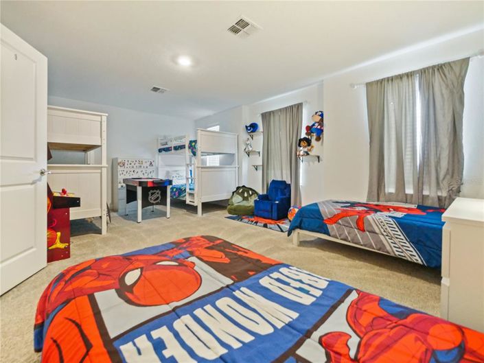 Image No.50-8 Bed House for sale