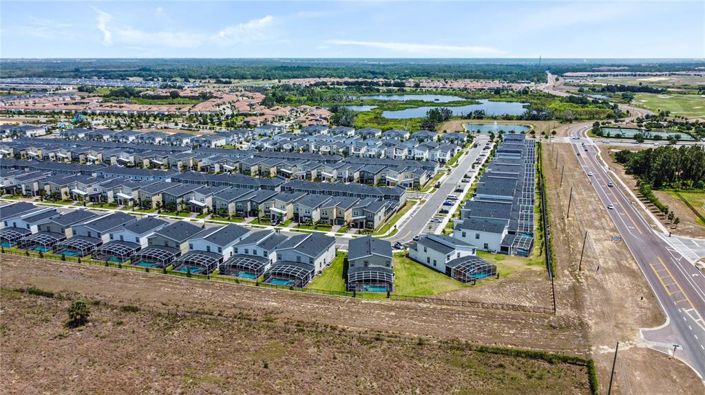 Image No.6-8 Bed House for sale