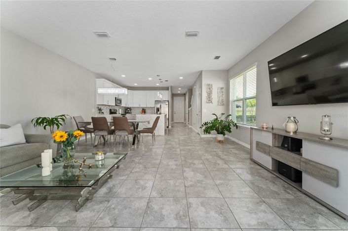 Image No.13-3 Bed Townhouse for sale