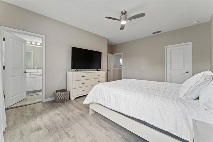 Image No.21-3 Bed Townhouse for sale