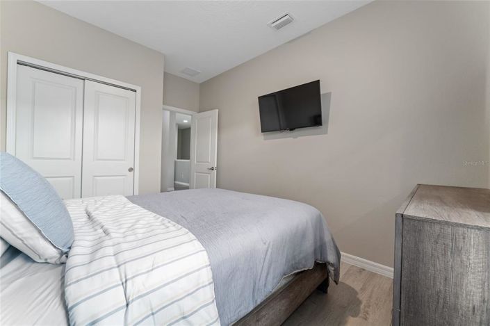 Image No.27-3 Bed Townhouse for sale