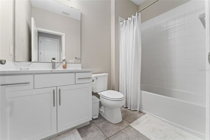 Image No.28-3 Bed Townhouse for sale