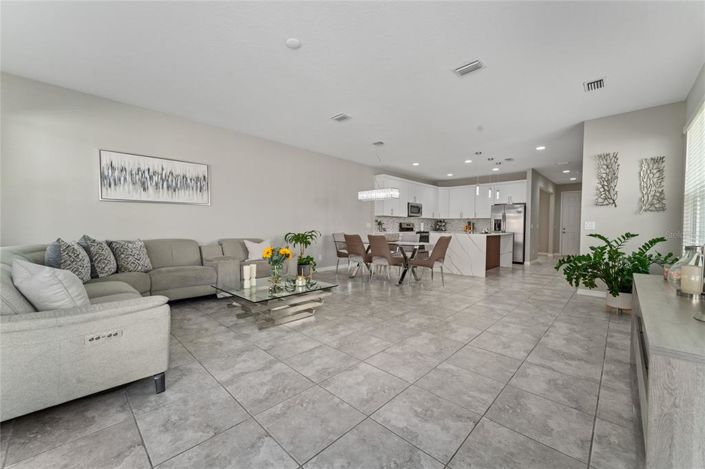 Image No.6-3 Bed Townhouse for sale