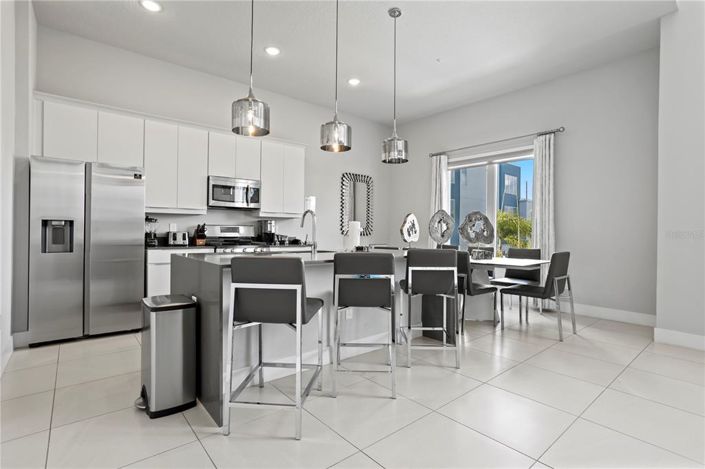 Image No.10-4 Bed Apartment for sale