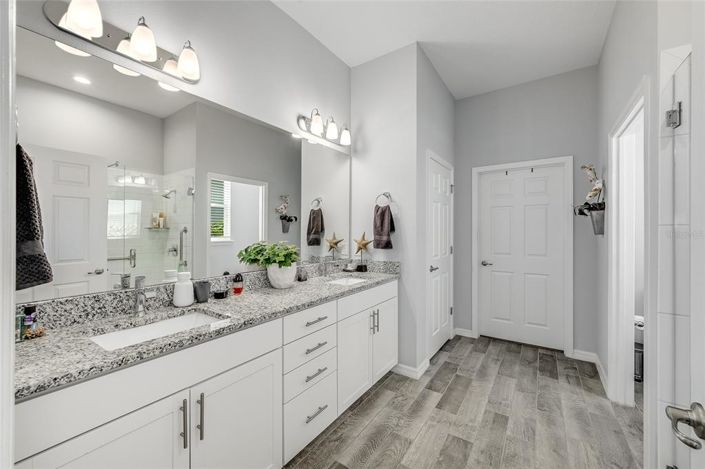 Image No.41-3 Bed House for sale