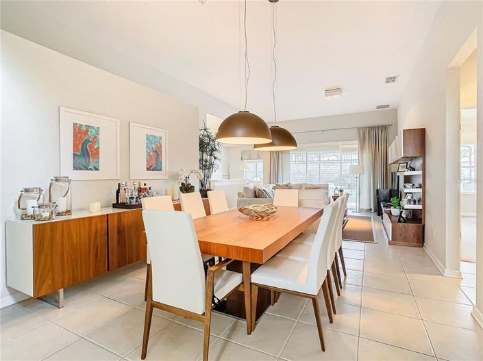 Image No.21-5 Bed House for sale