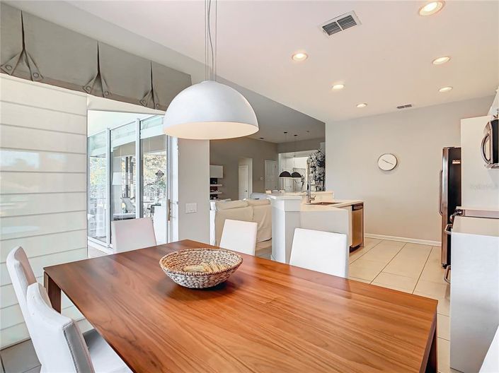 Image No.37-5 Bed House for sale