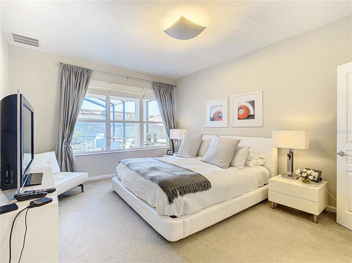 Image No.57-5 Bed House for sale