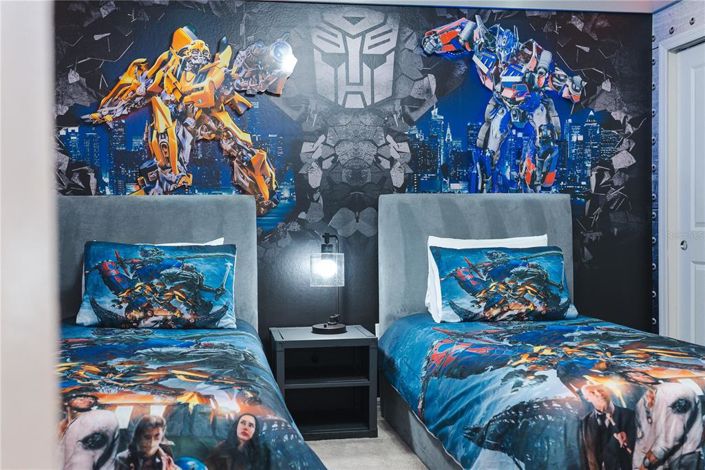 Image No.30-8 Bed Property for sale