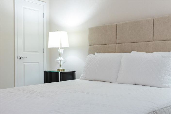 Image No.43-8 Bed Property for sale