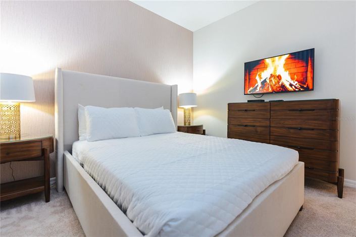 Image No.51-8 Bed Property for sale