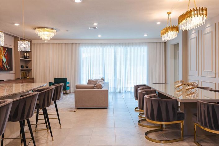 Image No.56-8 Bed Property for sale