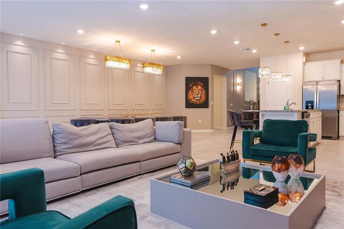 Image No.59-8 Bed Property for sale