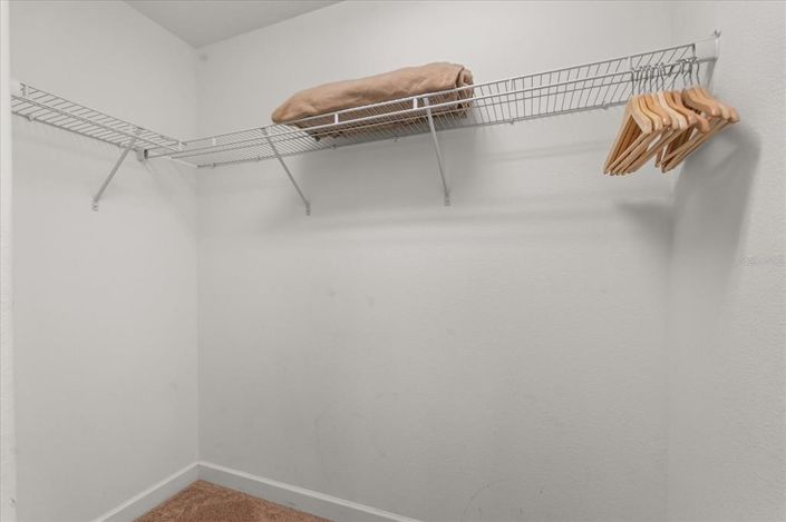 Image No.22-7 Bed Property for sale