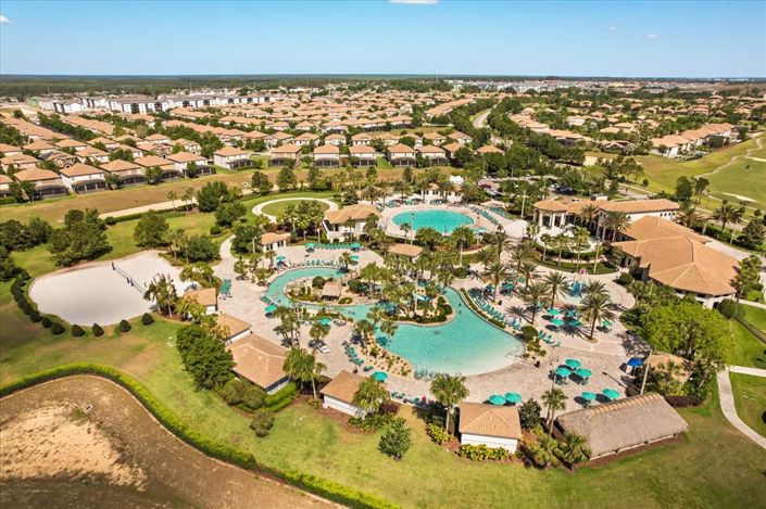 Image No.50-7 Bed Property for sale