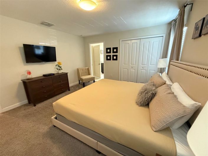 Image No.11-4 Bed Townhouse for sale