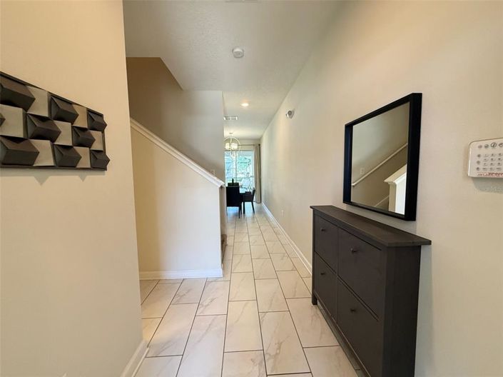 Image No.4-4 Bed Townhouse for sale