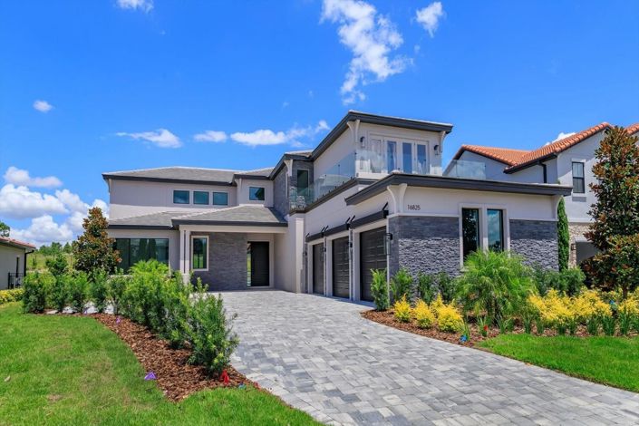 Image No.1-6 Bed House for sale