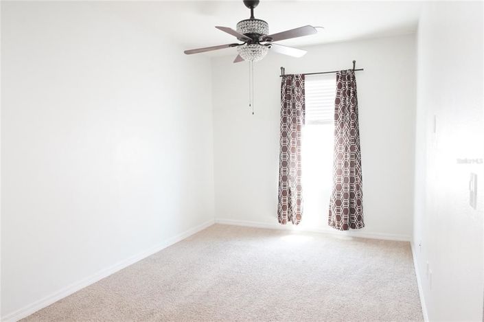 Image No.15-6 Bed House for sale