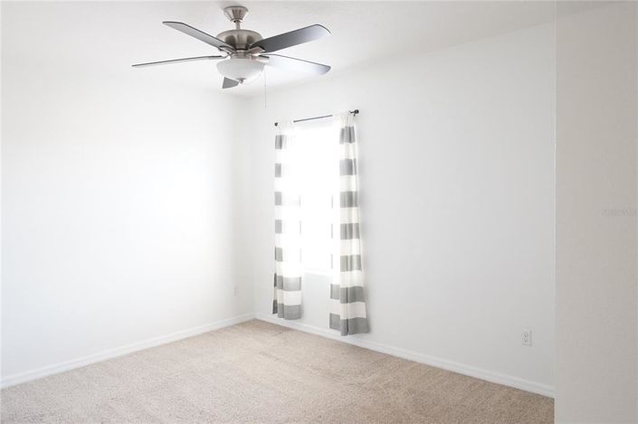 Image No.18-6 Bed House for sale