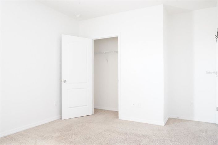 Image No.19-6 Bed House for sale