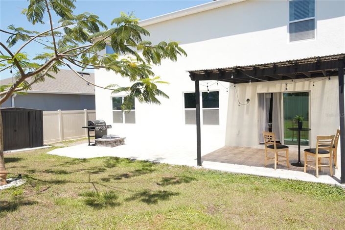 Image No.26-6 Bed House for sale