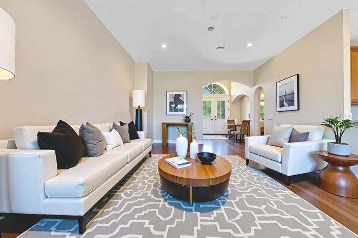 Image No.14-6 Bed House for sale