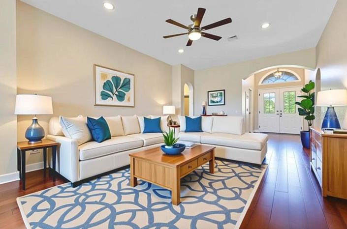 Image No.17-6 Bed House for sale