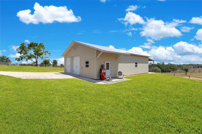 Image No.6-6 Bed House for sale