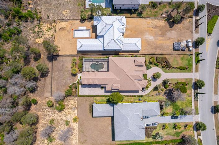 Image No.8-5 Bed House for sale