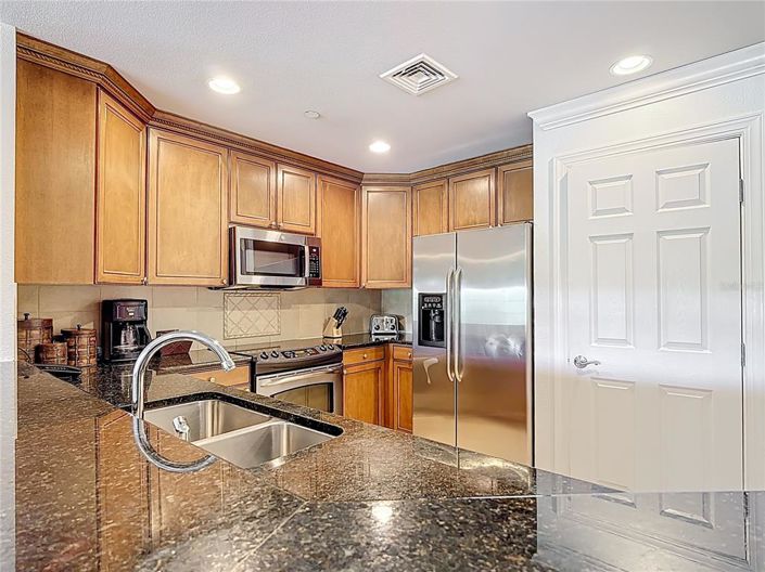 Image No.12-3 Bed Apartment for sale