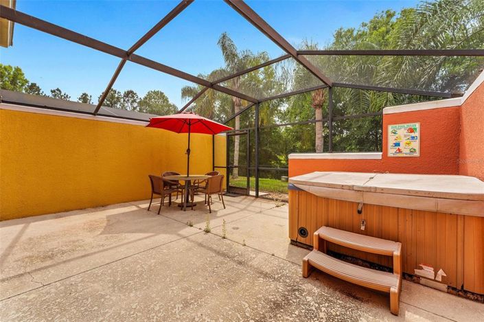 Image No.20-2 Bed Townhouse for sale