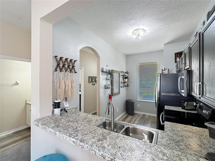 Image No.15-4 Bed Townhouse for sale