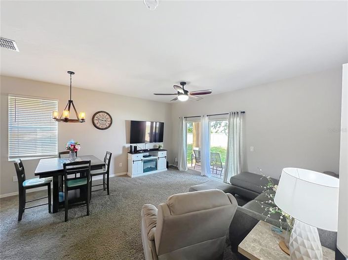 Image No.21-4 Bed Townhouse for sale