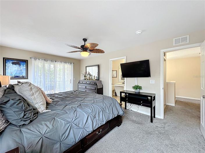 Image No.32-4 Bed Townhouse for sale