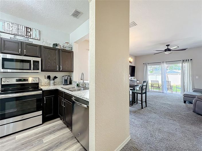 Image No.7-4 Bed Townhouse for sale