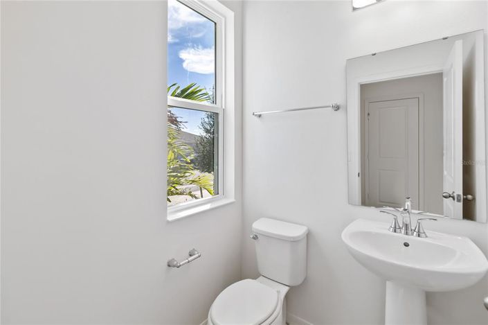 Image No.12-3 Bed Property for sale