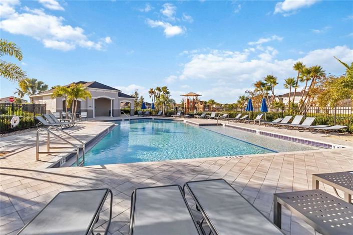 Image No.17-3 Bed House for sale