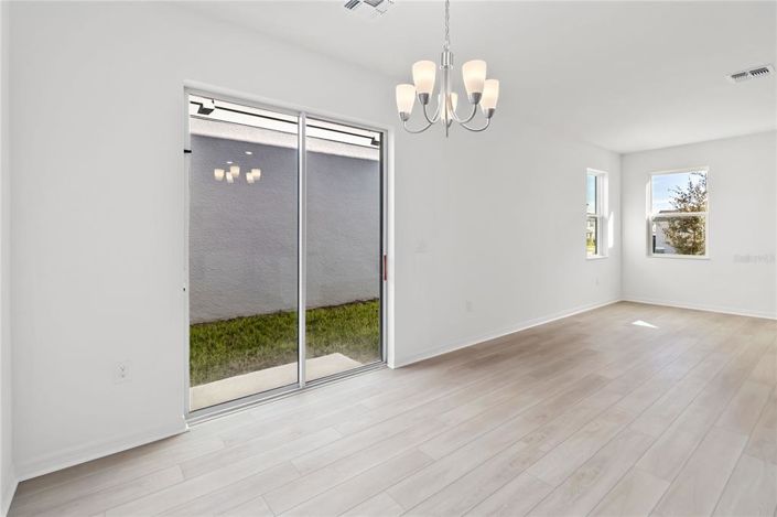 Image No.7-3 Bed House for sale