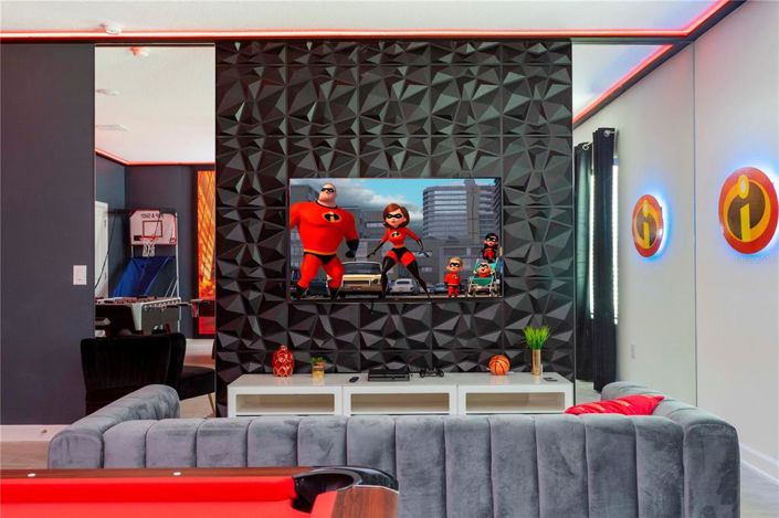 Image No.16-8 Bed Property for sale