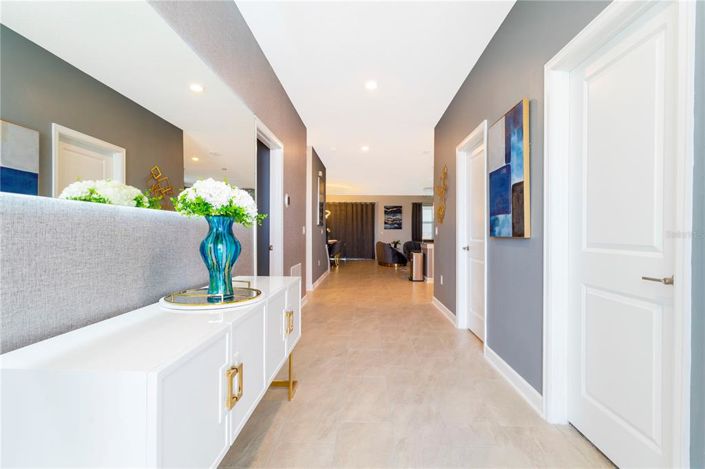 Image No.4-8 Bed House for sale