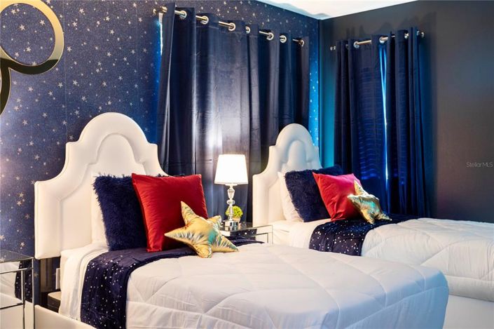 Image No.49-8 Bed Property for sale