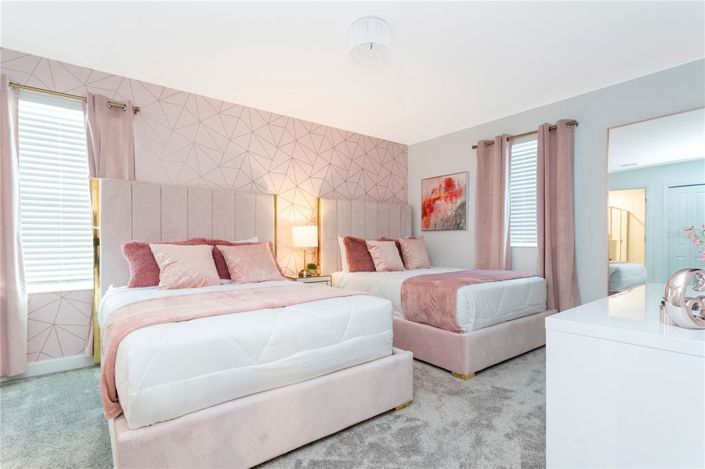 Image No.52-8 Bed House for sale