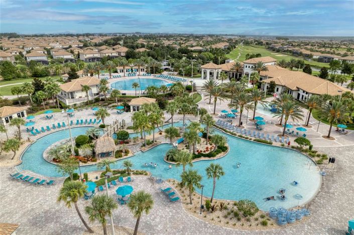 Image No.2-Propriété de 6 chambres à vendre à Davenport