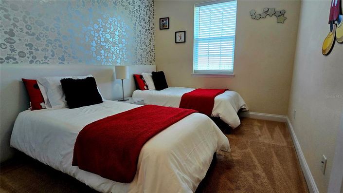 Image No.23-4 Bed Townhouse for sale