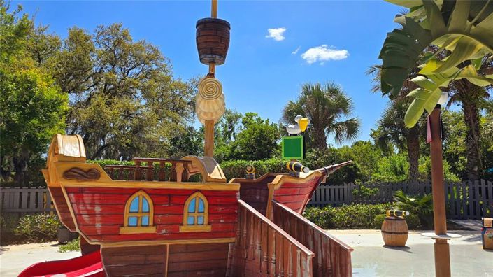 Image No.29-4 Bed Townhouse for sale