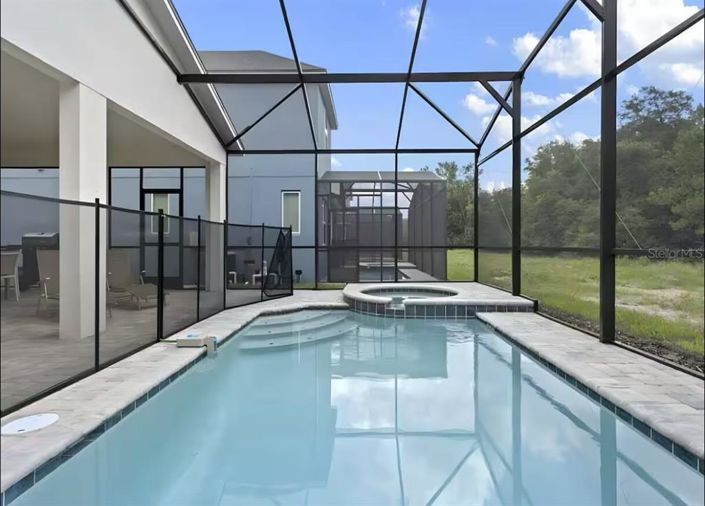 Image No.19-6 Bed House for sale